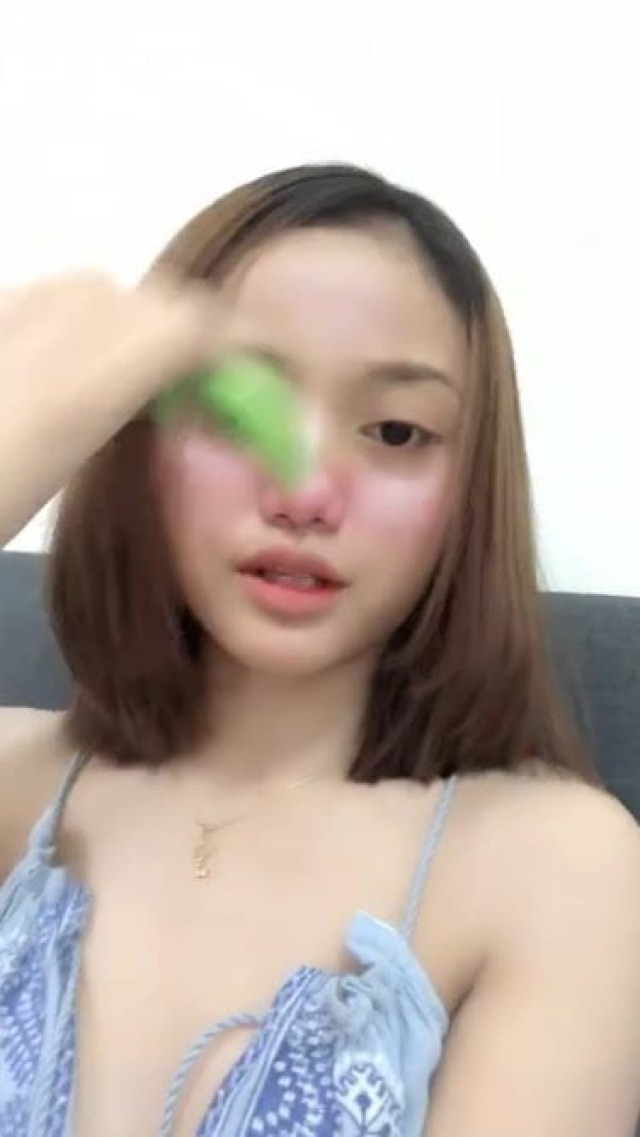 Tiffani Awek Malay Webcam Model Amateur Hot Caucasian Small Tits